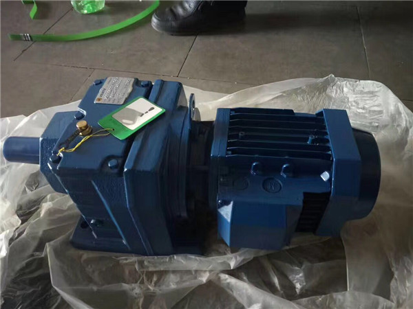 R87減速機(jī)，R87DRE90減速機(jī)